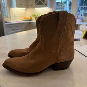 Tecovas Lucy boots size 10